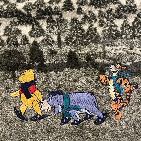VTG 90s DISNEY STORE Pooh Eeyore Tigger Winter Forest Mtn Sweater Gray XXL USA - Picture 5 of 9